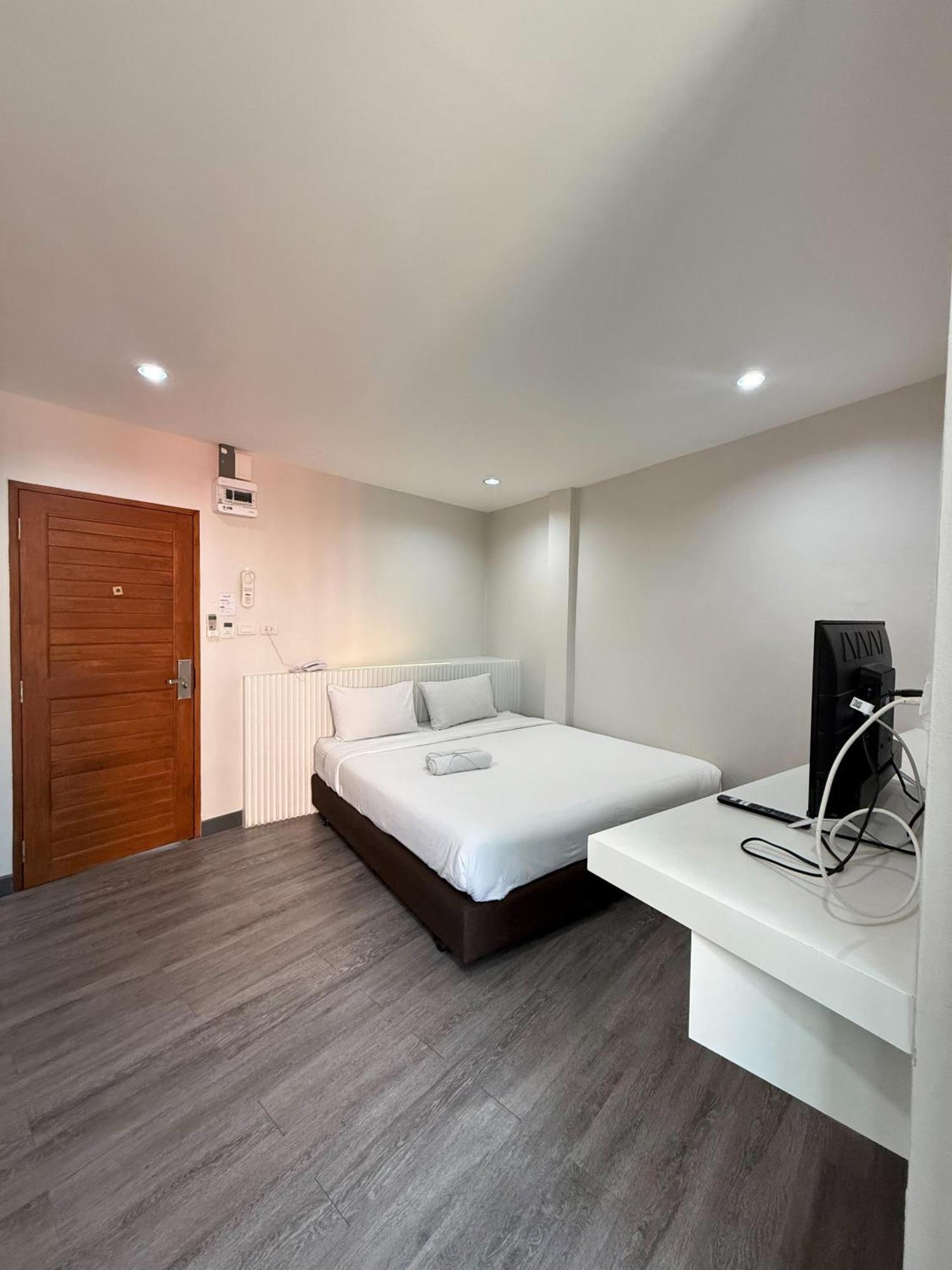 Ma Non Nont Hotel & Apartment Nonthaburi Exterior photo